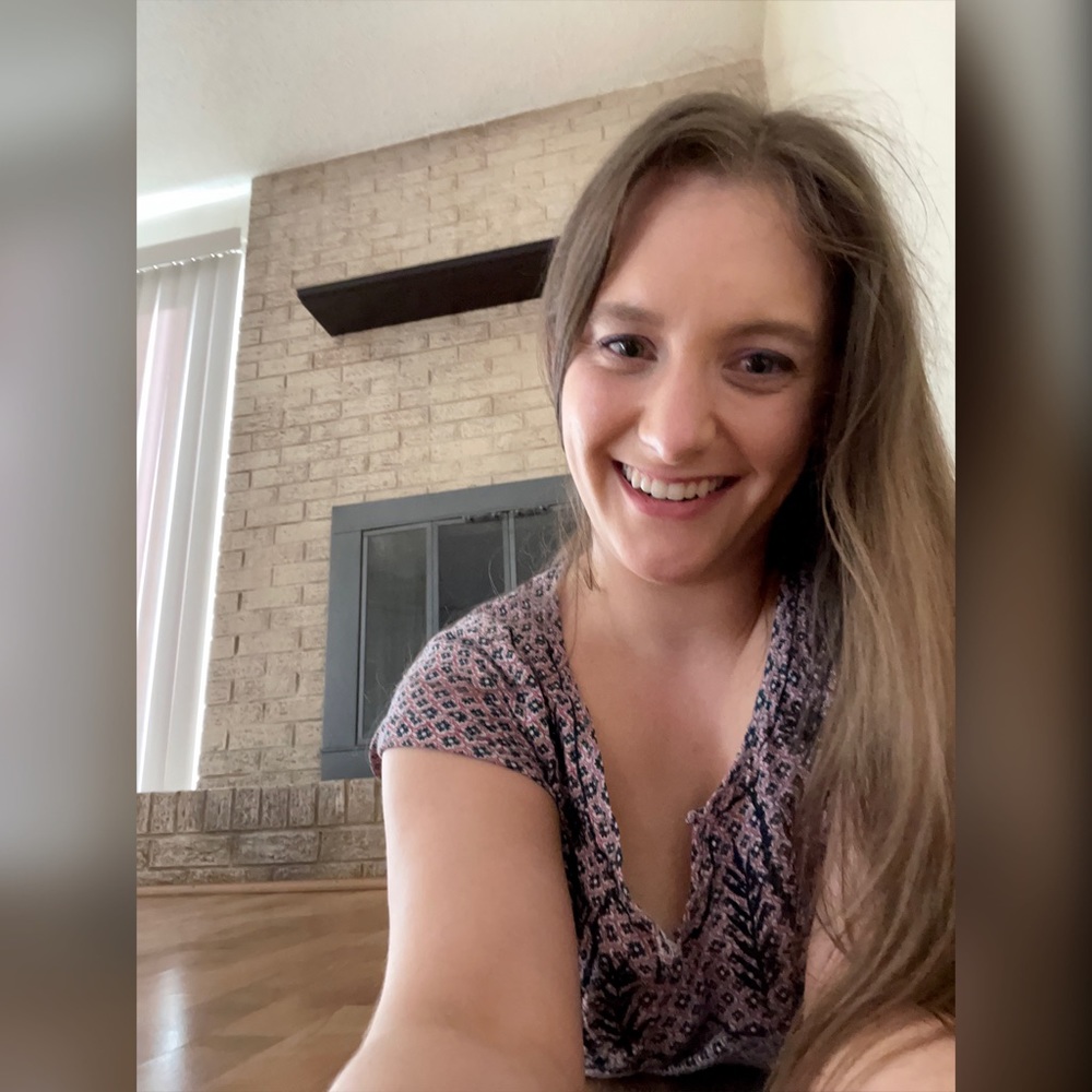 Meet your Posher, Kiri